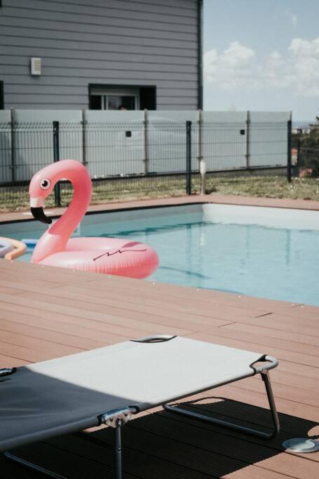 Maison Piscine Zenith D'auvergne Clermont Sud Holiday home